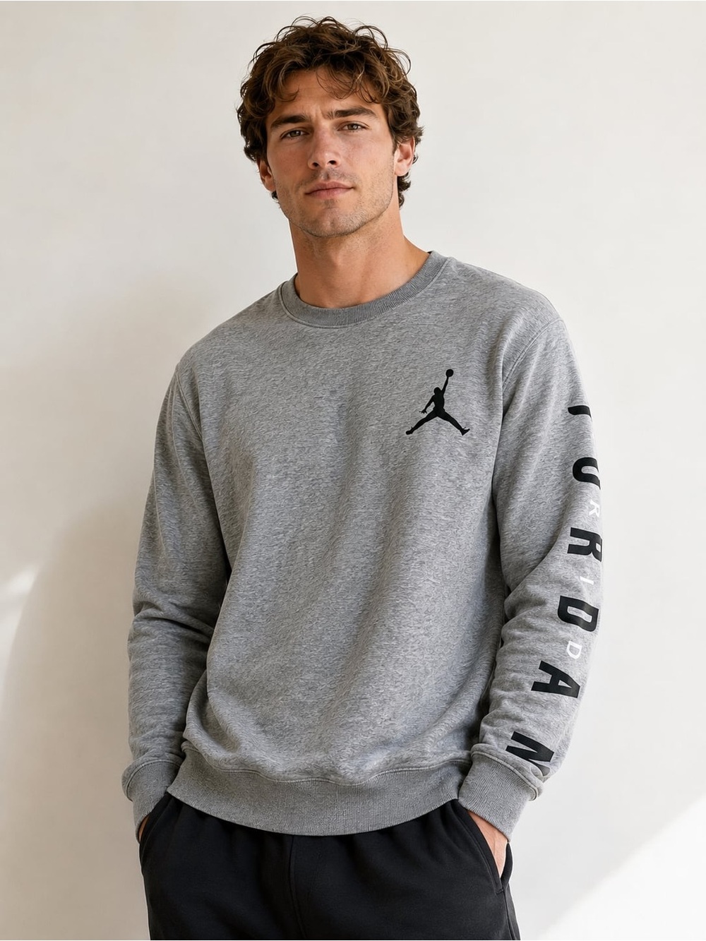 Jordan Men's Grey Crewneck Sweatshirt size XL